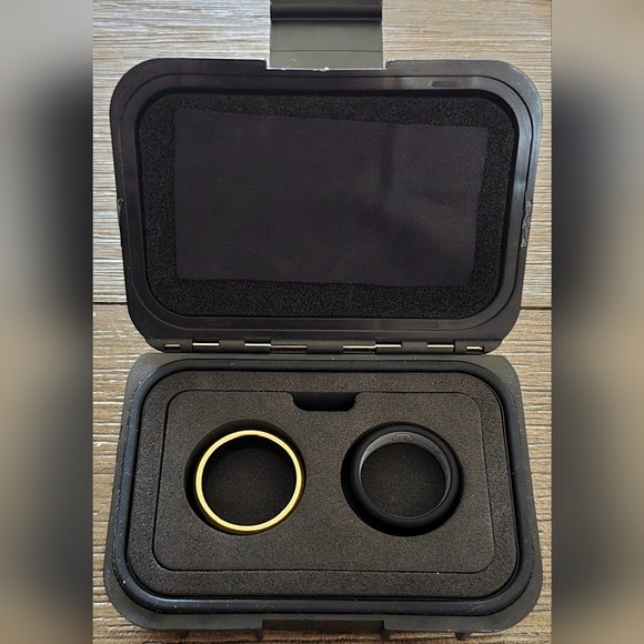 The Ridge Beveled Ring Set | 24K Gold, Size 10.5 - BRAND NEW - Picture 4 of 6